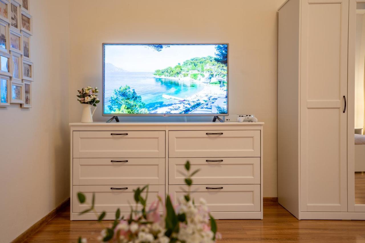 Family Apartment اوسترافا المظهر الخارجي الصورة